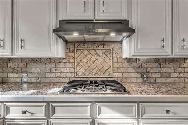 Photo of 4325 Shady Glen Drive