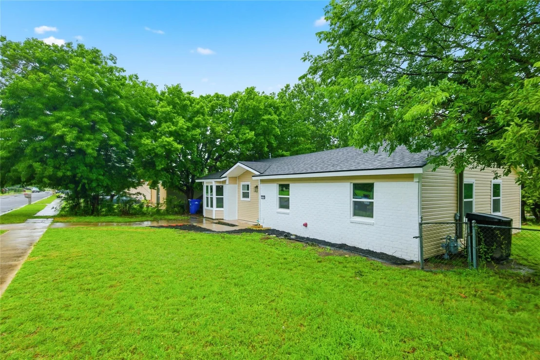 Photo of 119 South Drive