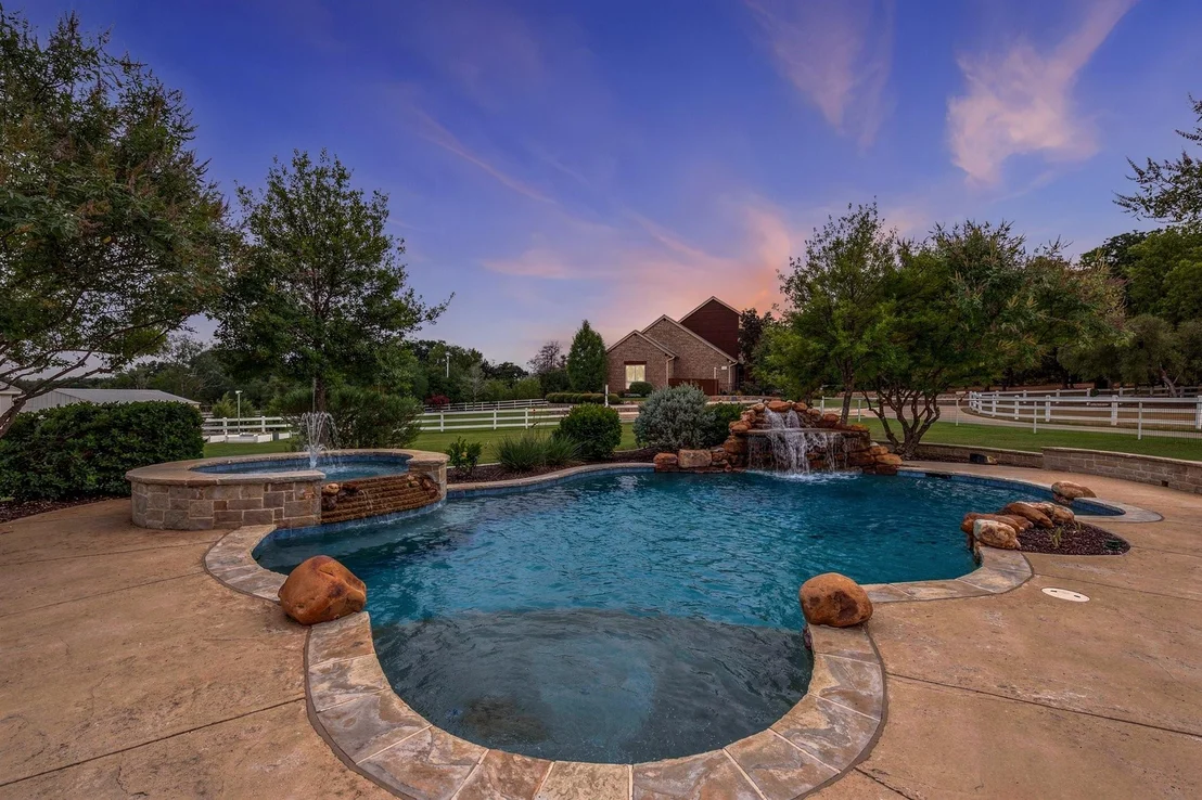 Photo of 1228 Robin Drive