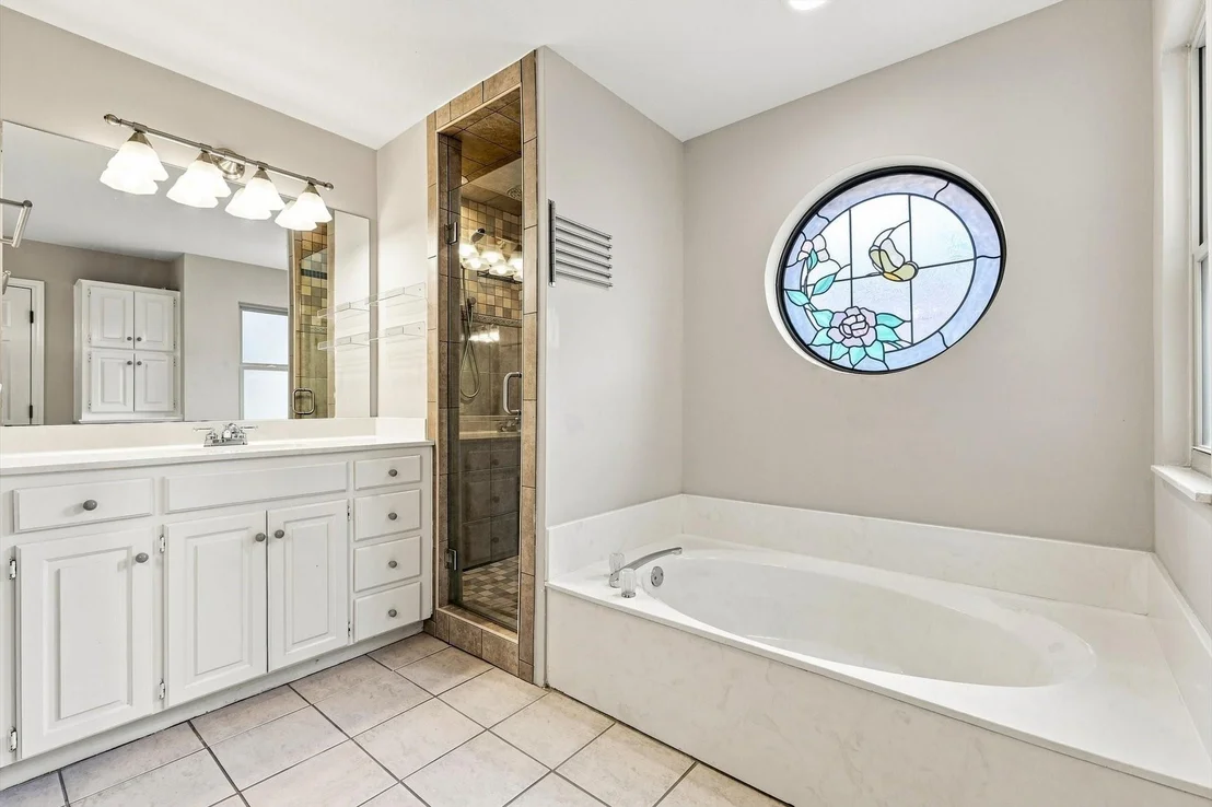 Photo of 1222 Dentonshire Drive