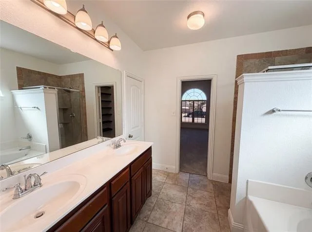 Photo of 3717 Dutch Iris Lane