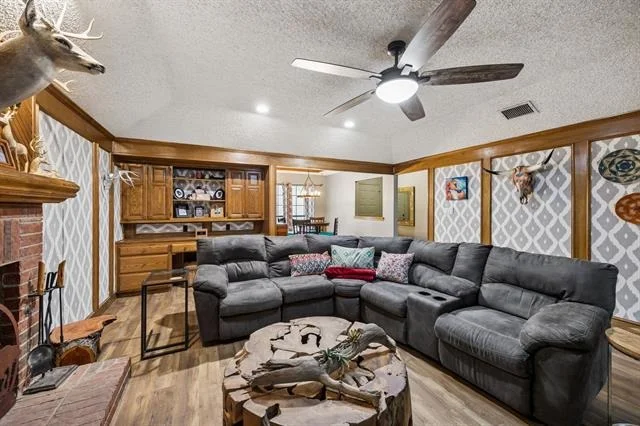 Photo of 301 Southlake Drive