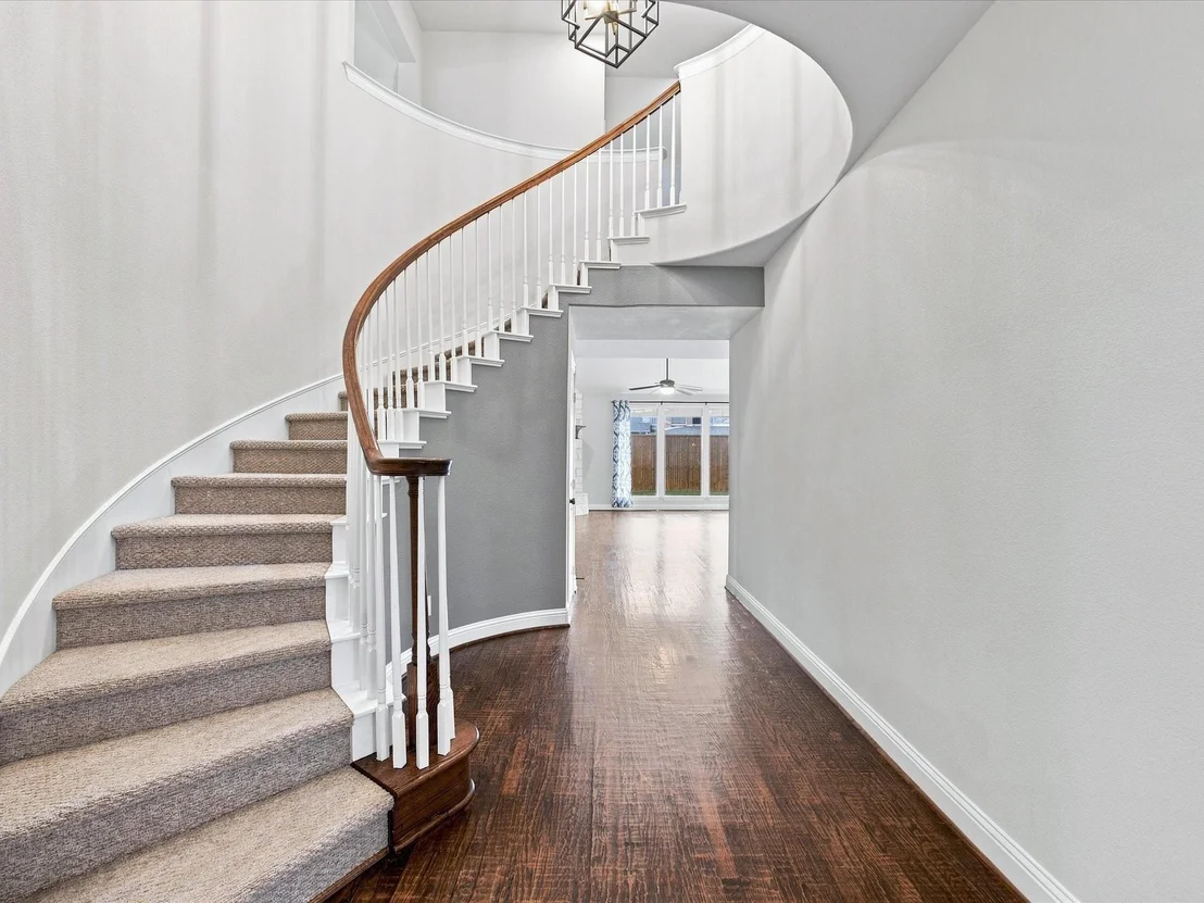 Photo of 412 Oriole Drive