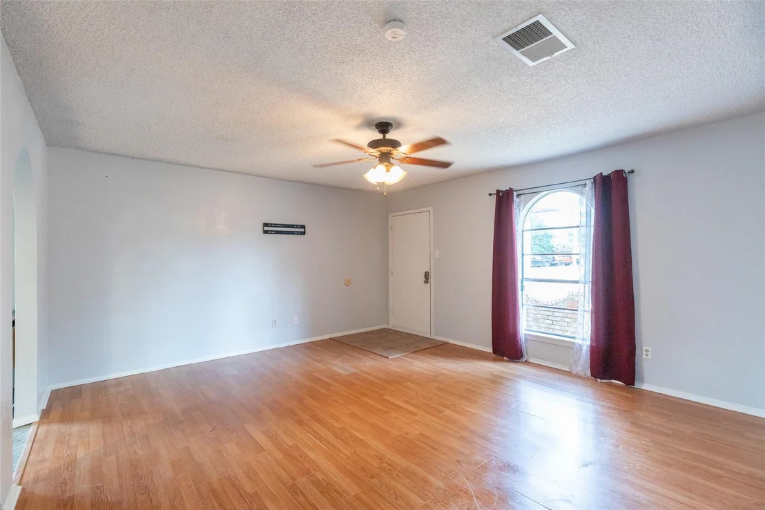 Photo of 1714 Locksley Court