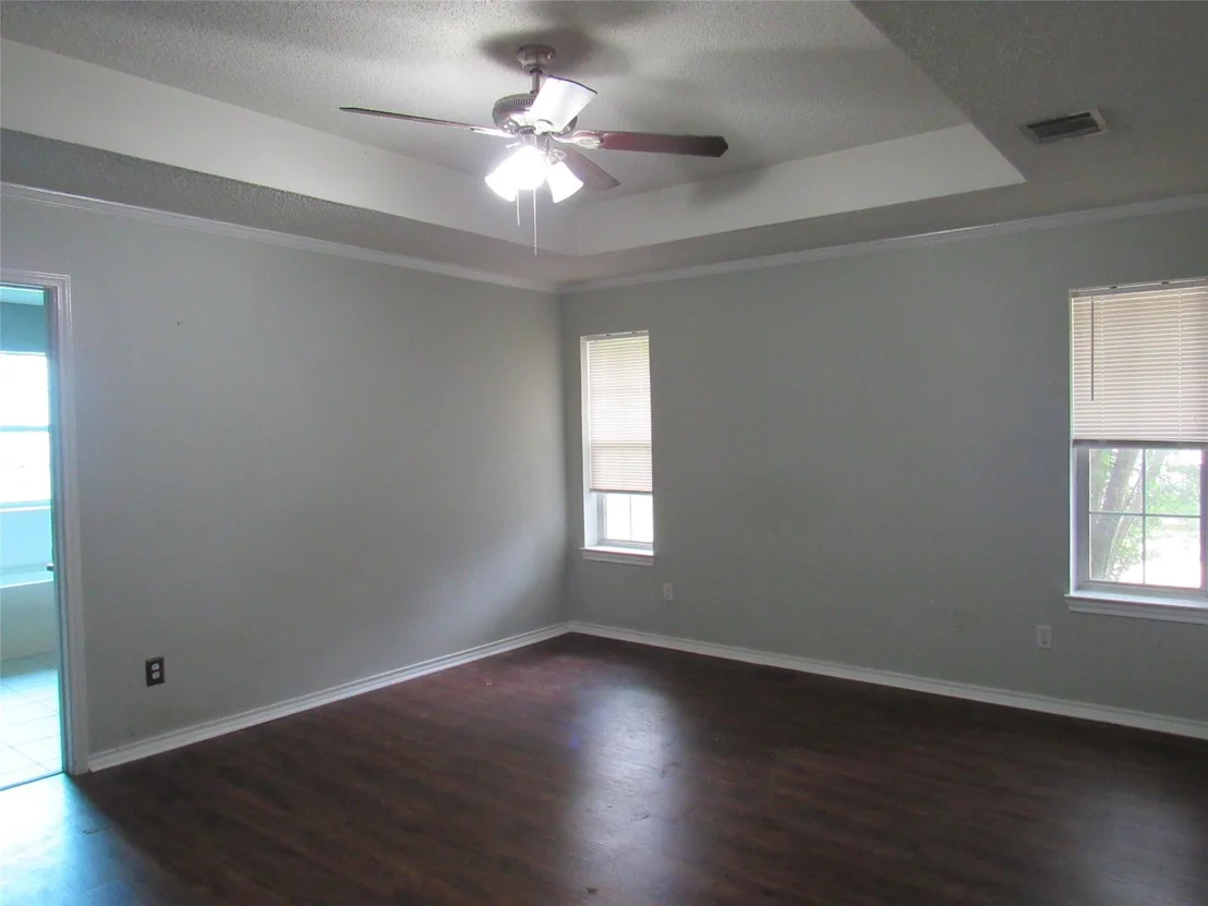 Photo of 710 N Old Robinson Road