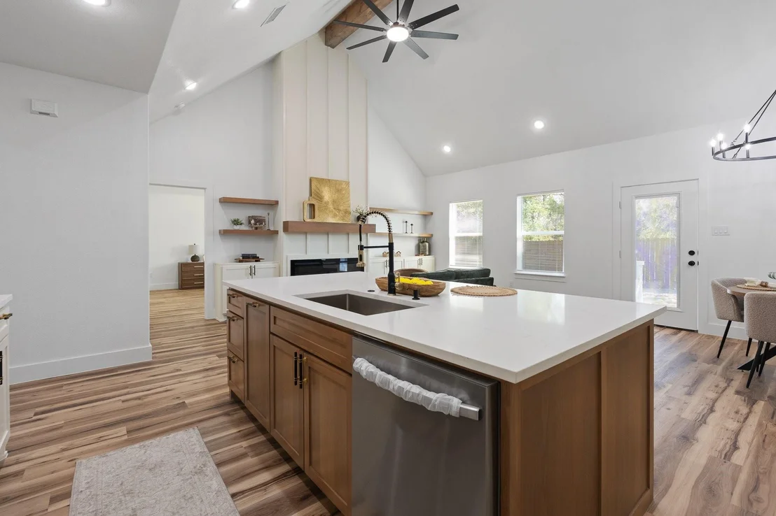 Photo of 809 Tierney Road
