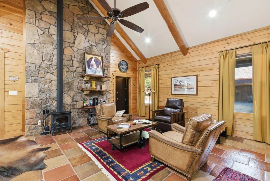 Photo of 2197 Netherly Lane