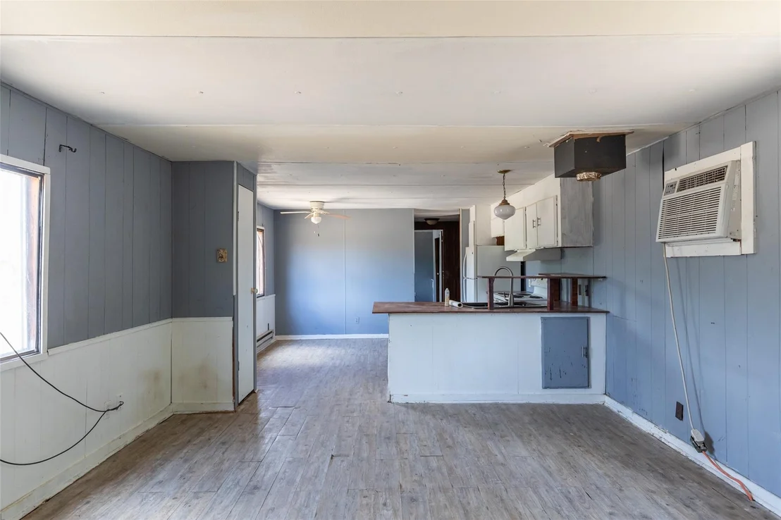 Photo of 1186 Private Road 2431