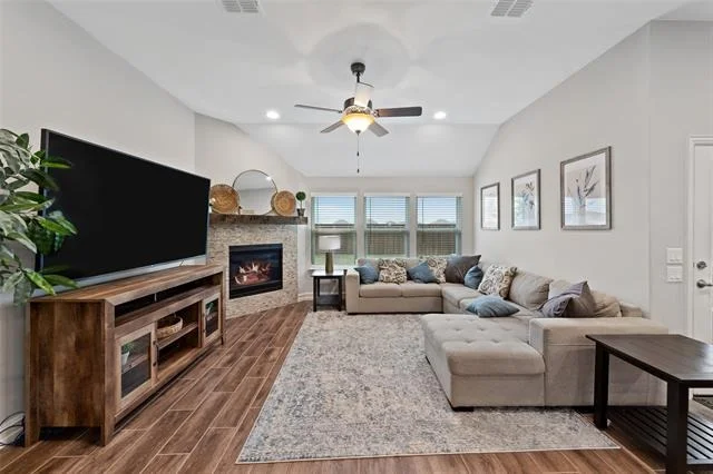 Photo of 3833 Bennett Trail