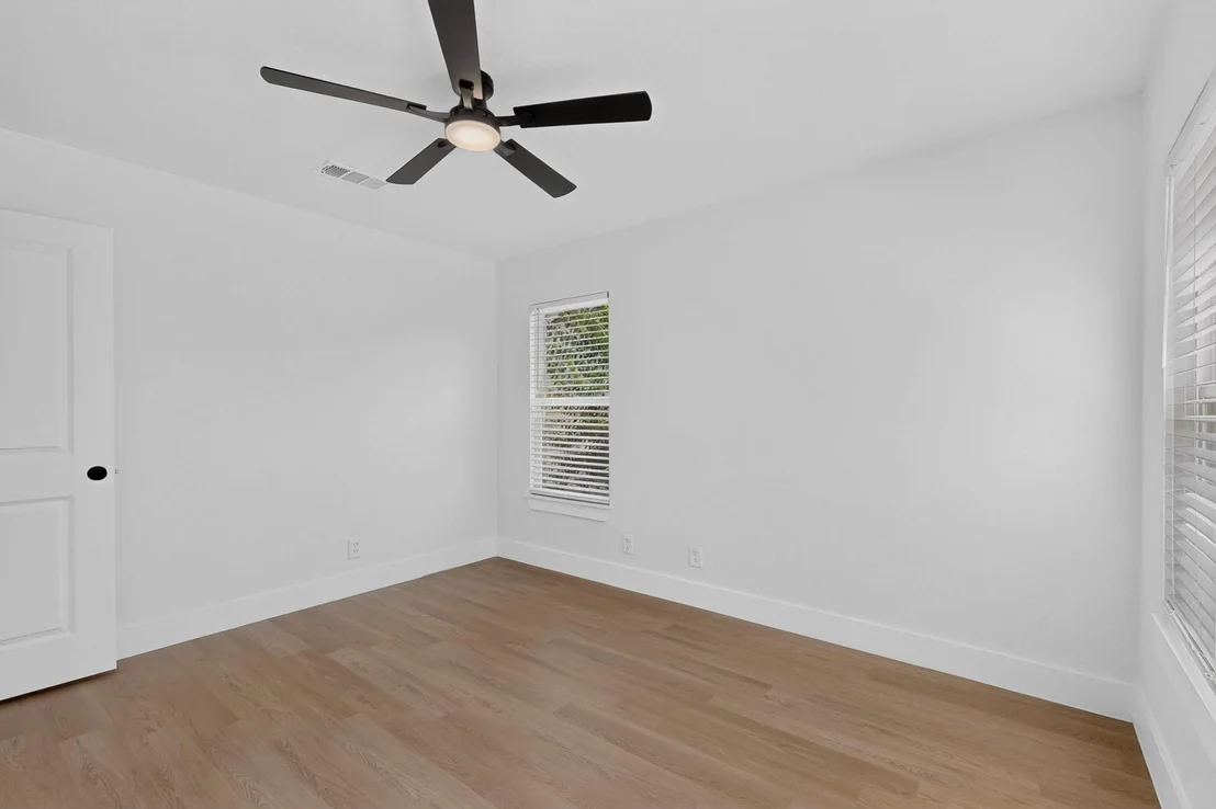 Photo of 808 Lilac Drive