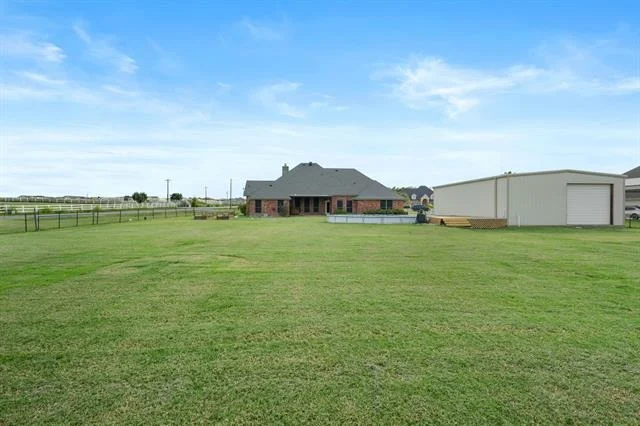 Photo of 14000 Prairie Circle