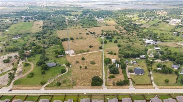 Photo of 3704 Old Fort Worth Road