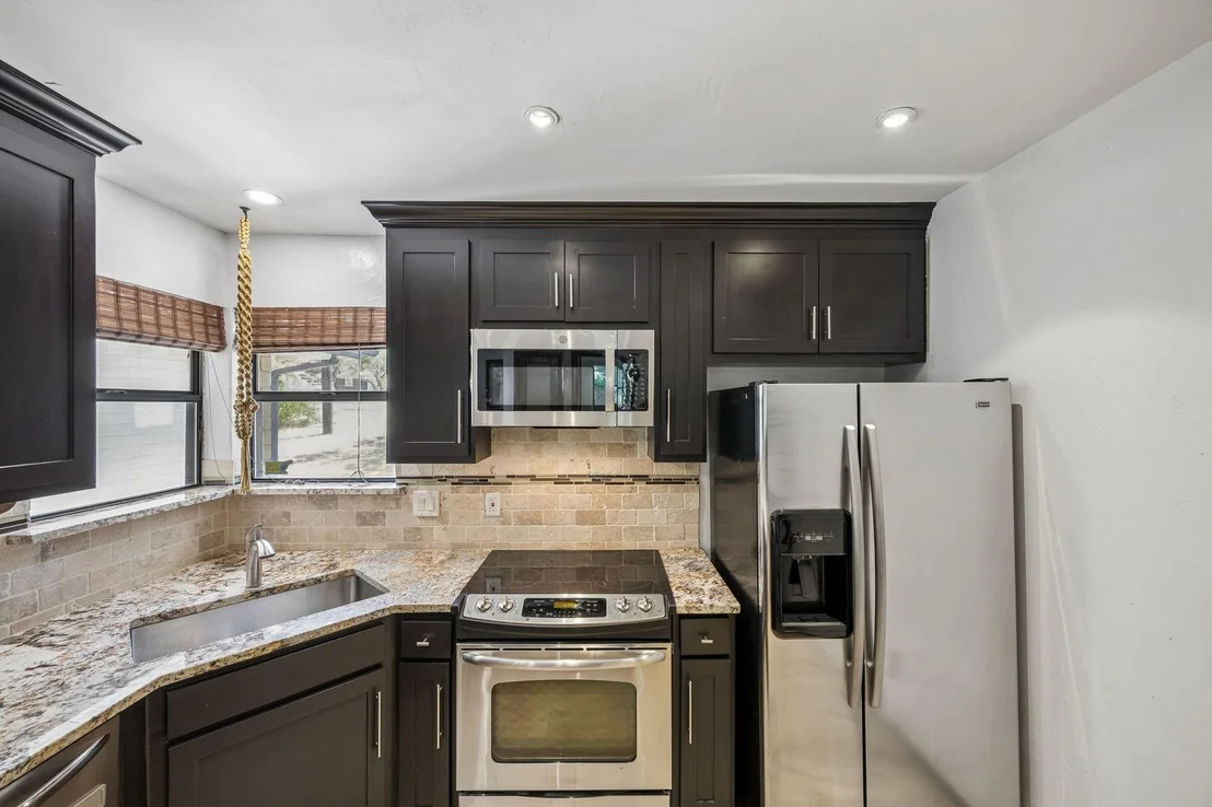 Photo of 2749 Buna Drive