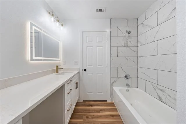 Photo of 3542 Live Oak Avenue