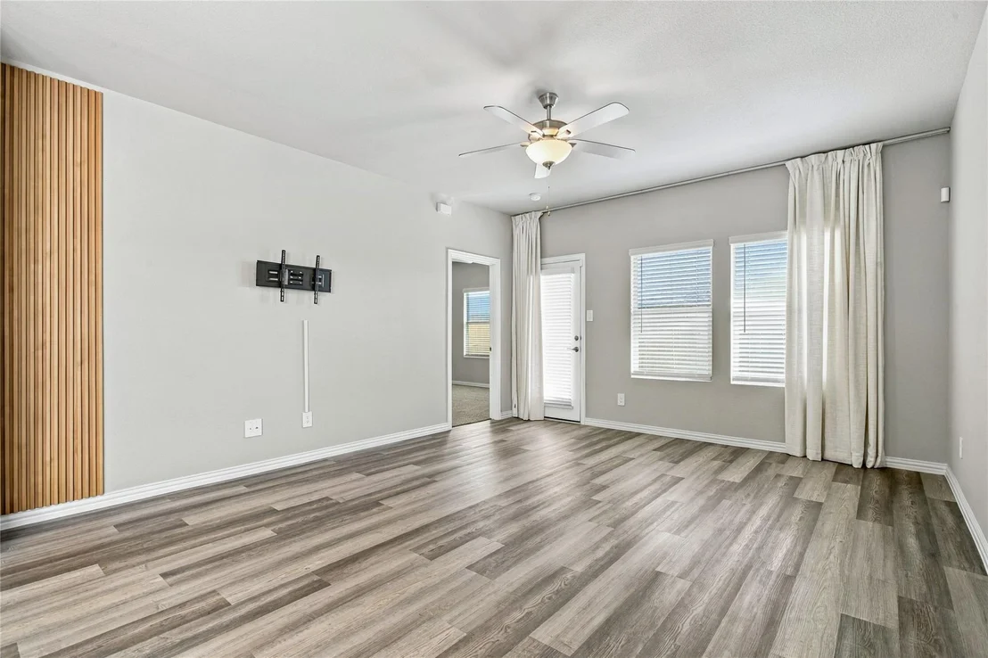 Photo of 113 Greenbriar Drive