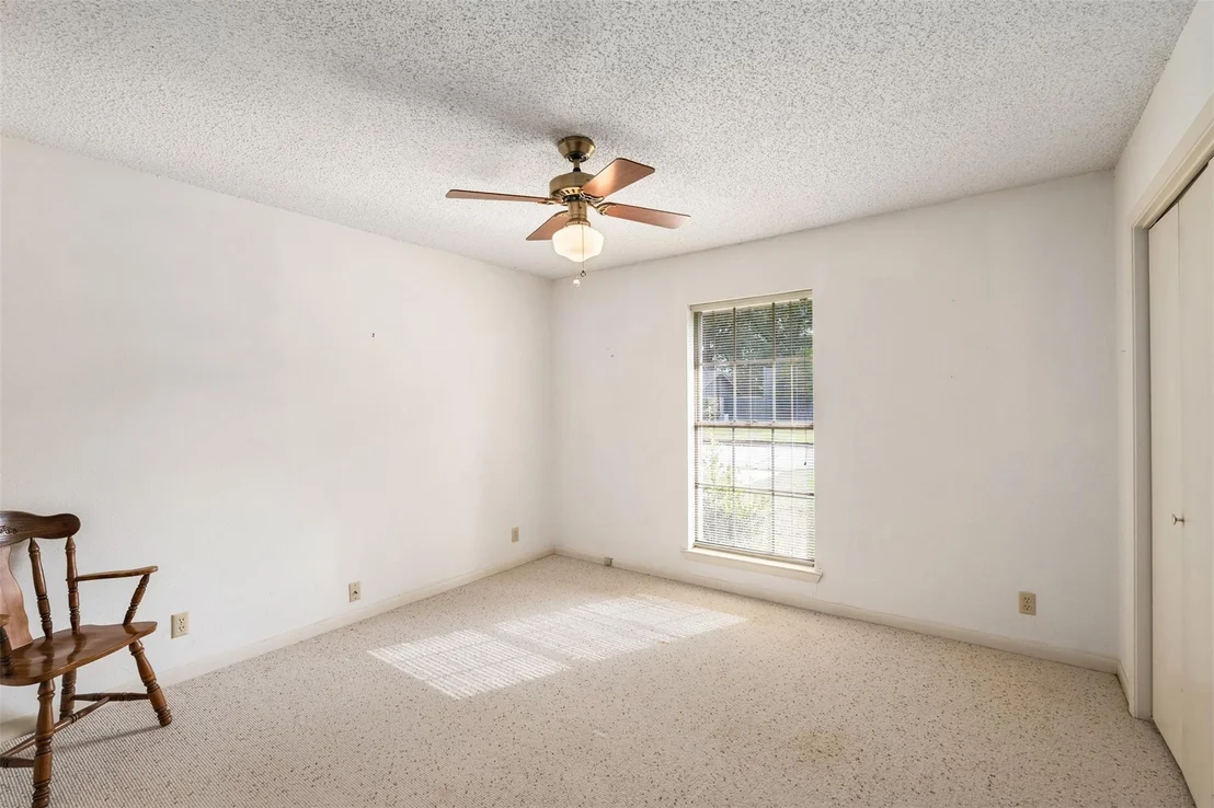 Photo of 925 Bradley Drive