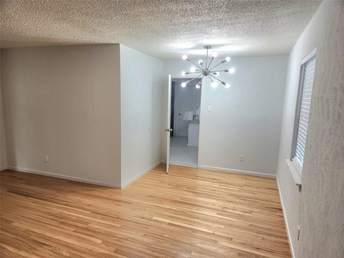 Photo of 1838 Oak Hill Circle