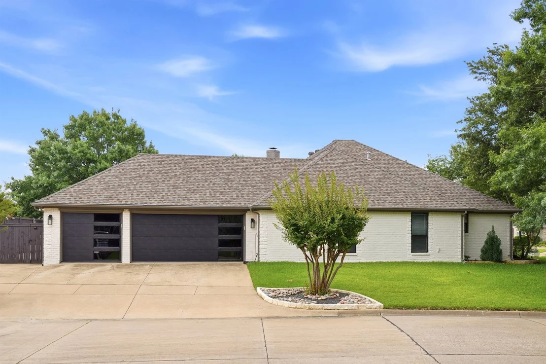 Photo of 10 Trailside Court