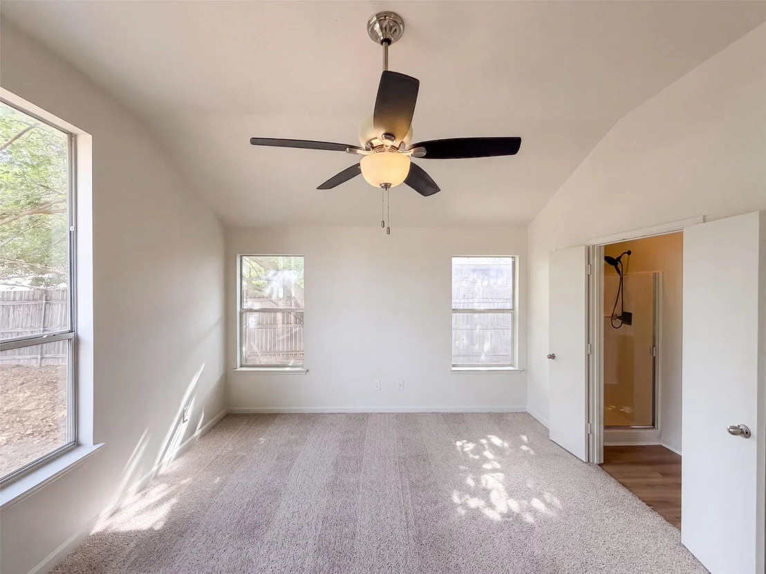 Photo of 825 Dixon Lane