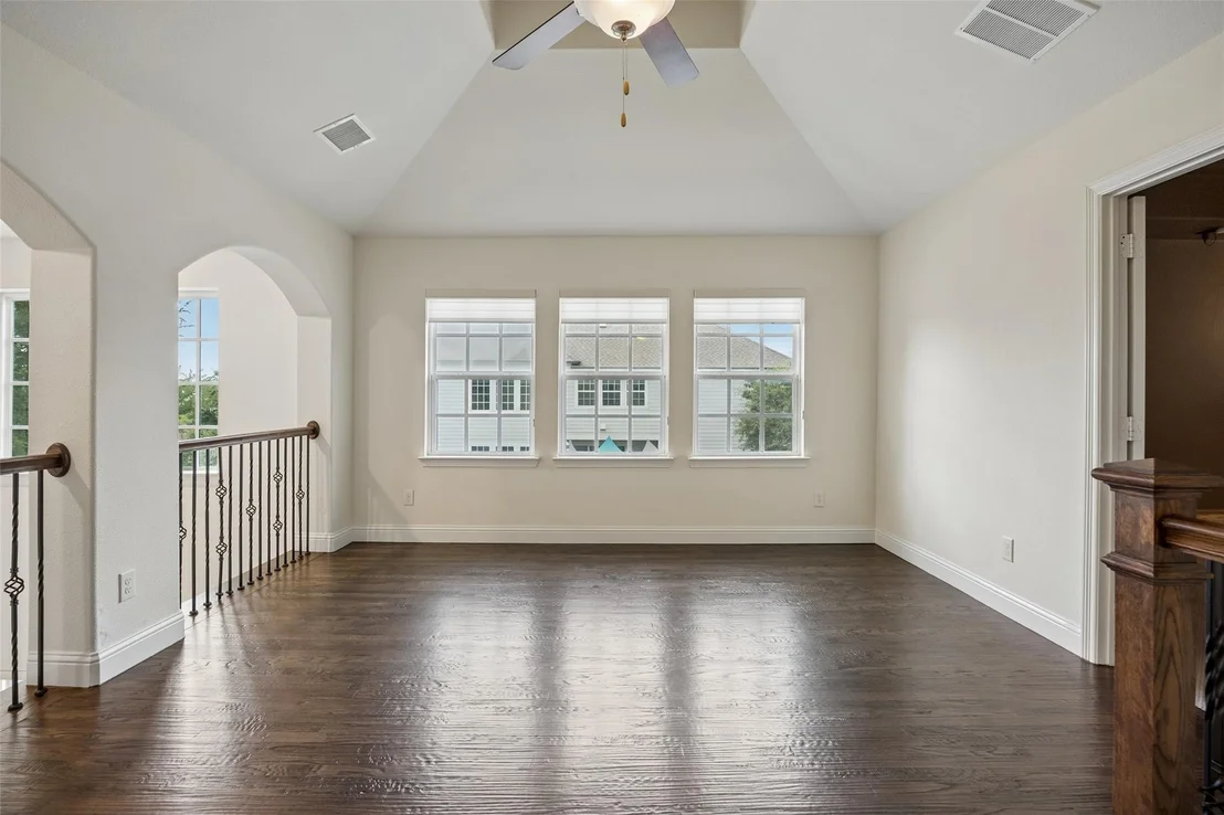 Photo of 779 Cameron Court