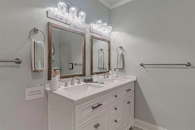 Photo of 1011 Pawnee Trail