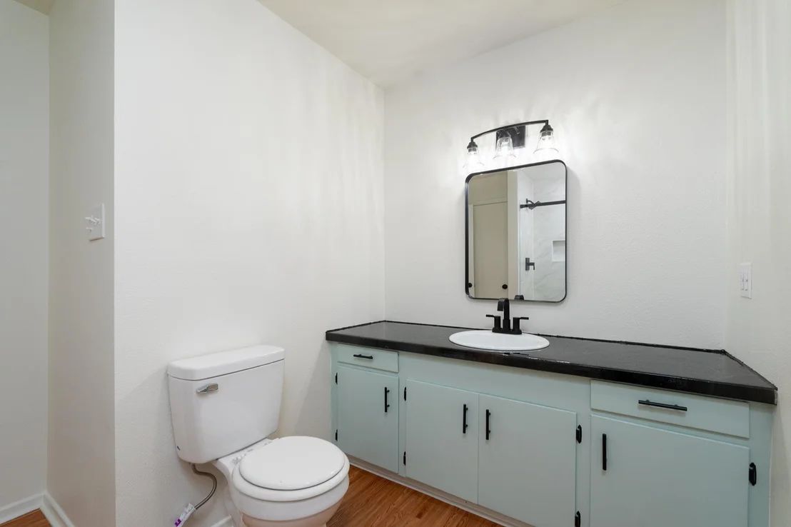 Photo of 102 S 2nd Street