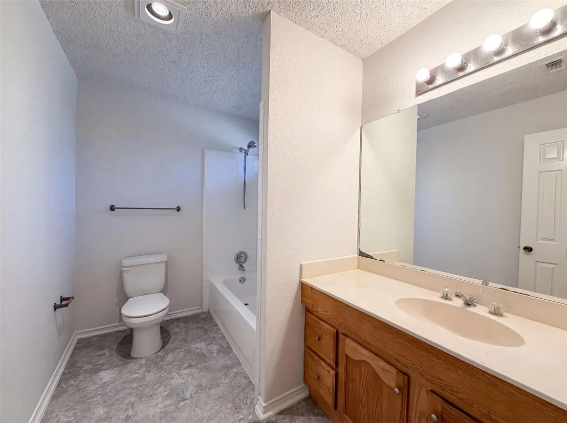 Photo of 3805 Brookfield Drive