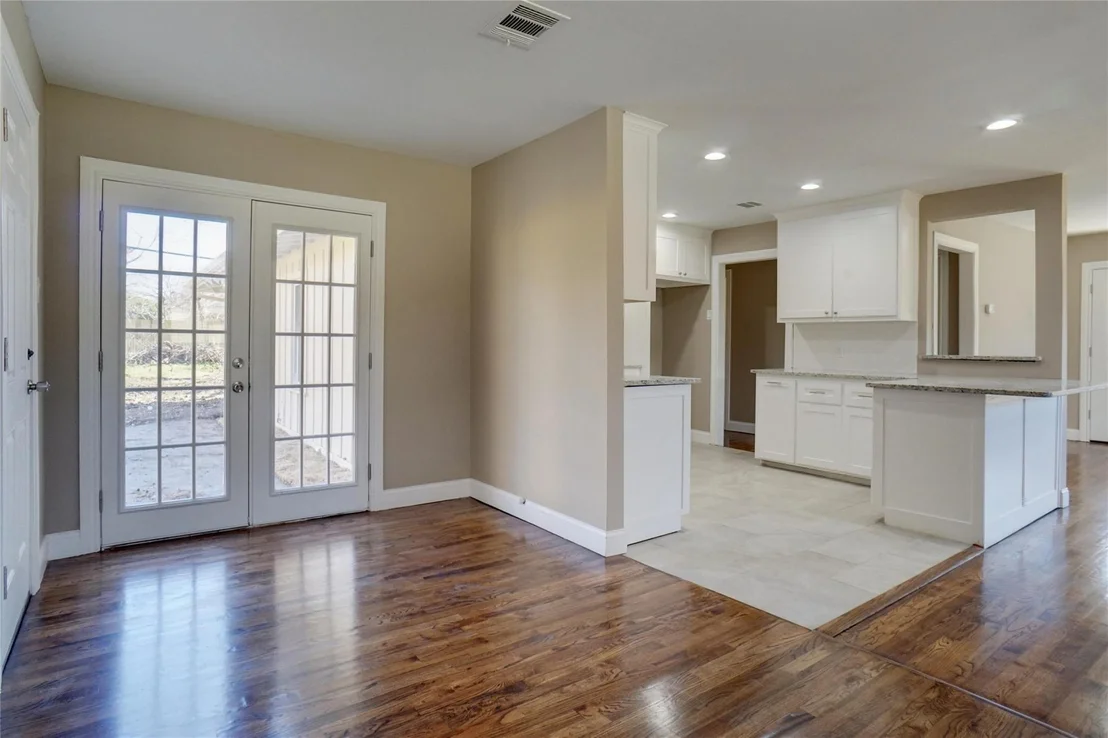 Photo of 4657 Selkirk Drive