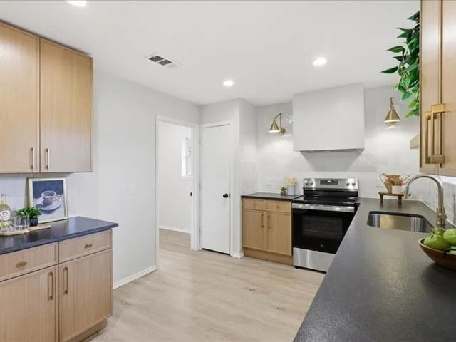Photo of 2112 Treehouse Lane