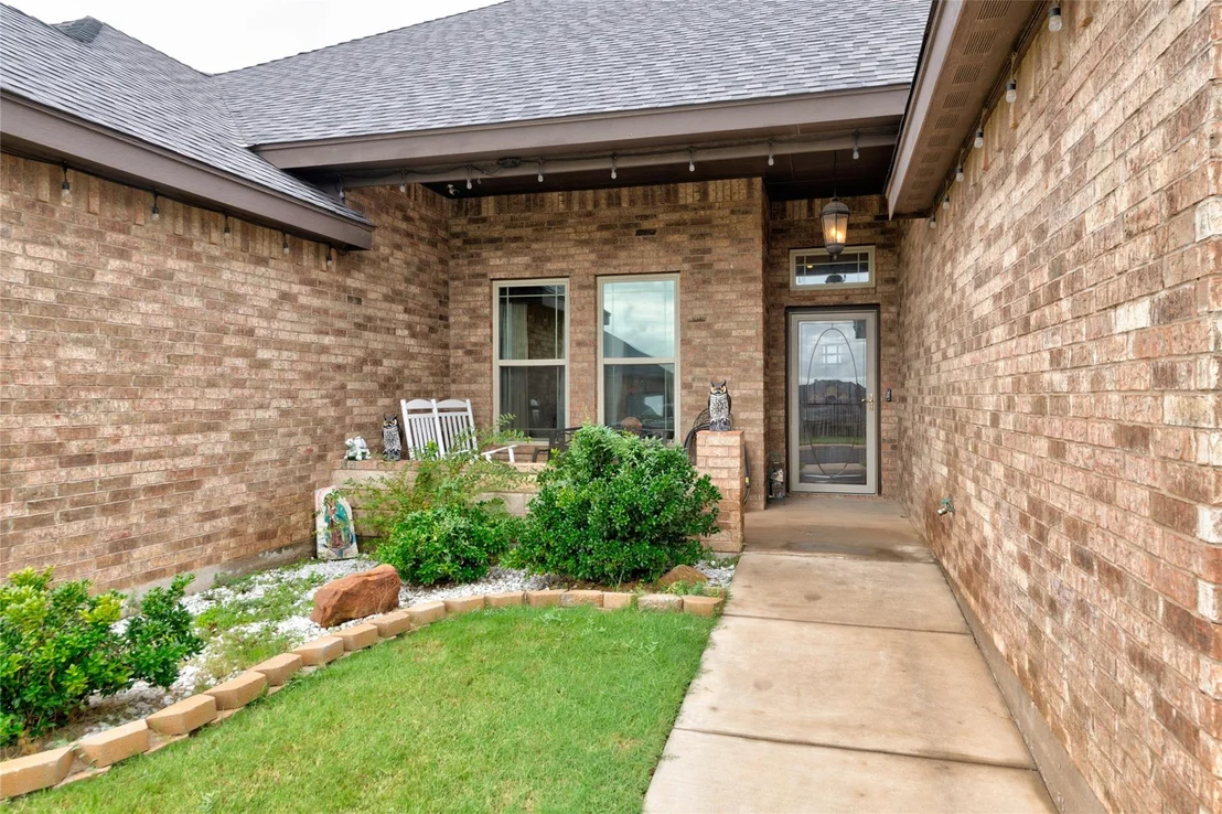 Photo of 6418 Milestone Drive
