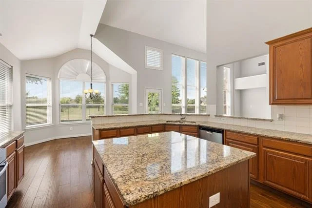Photo of 10013 Waterview Parkway