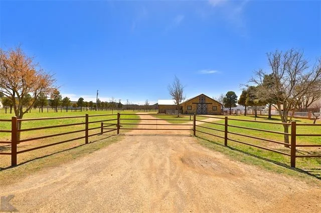 Photo of 133 Avenida De Leon