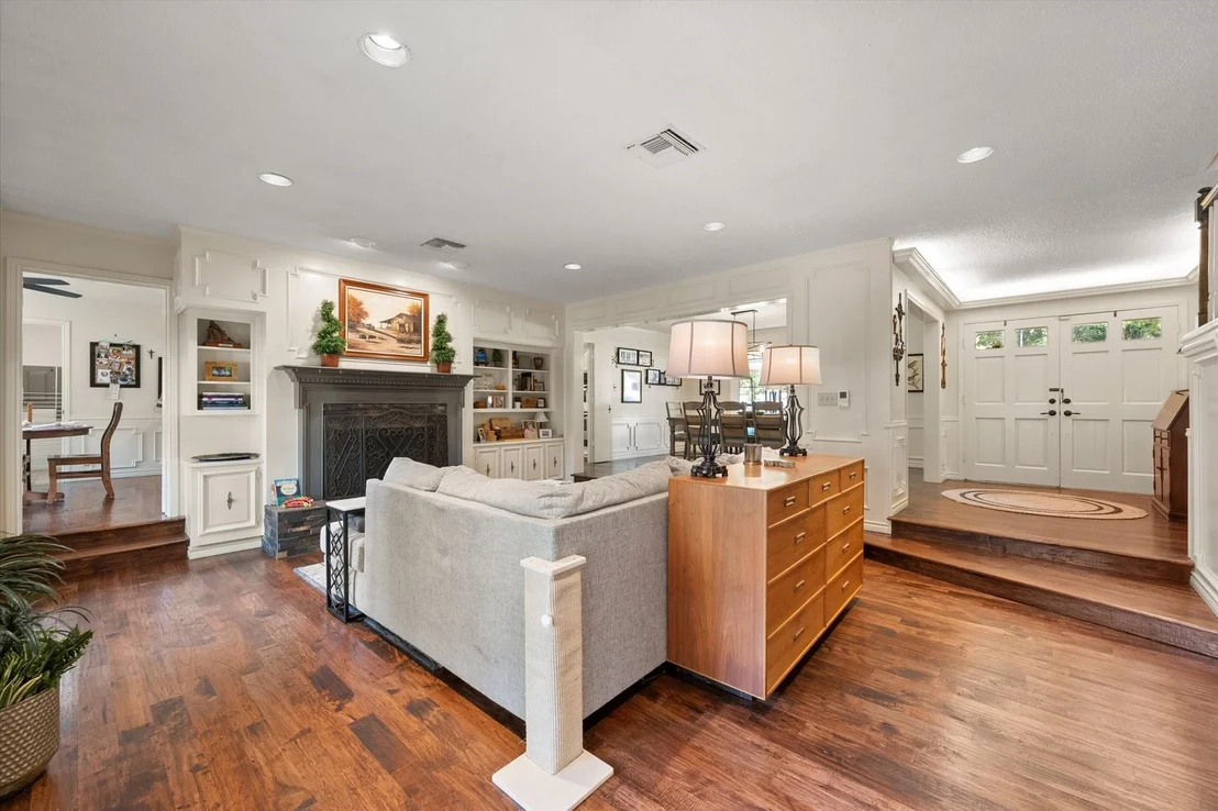 Photo of 1700 Jennifer Circle