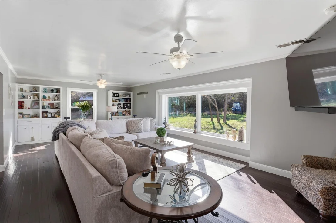 Photo of 1115 County Road 2102