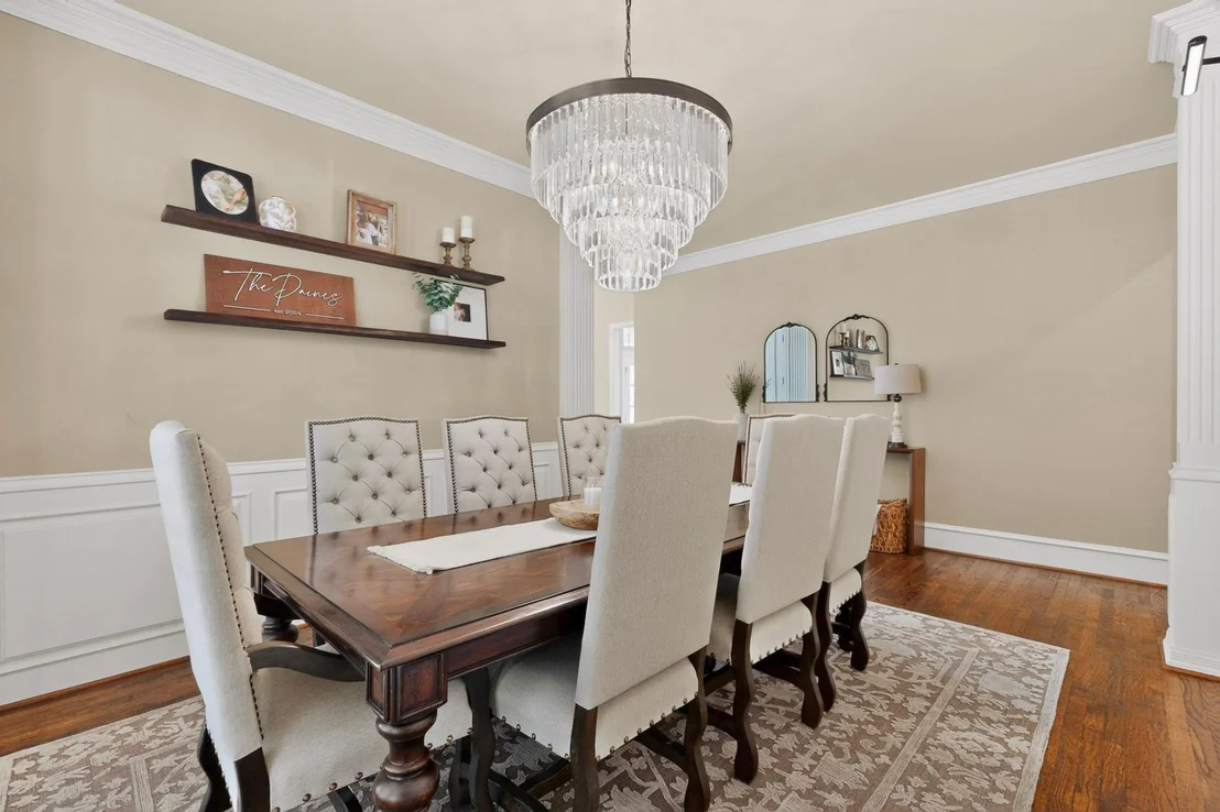Photo of 5700 Walden Drive