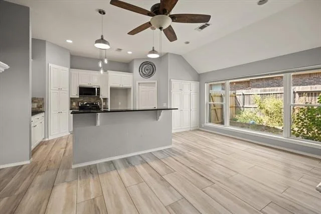 Photo of 10200 Fieldcrest Drive