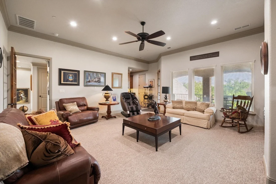 Photo of 103 Oak Grove Lane