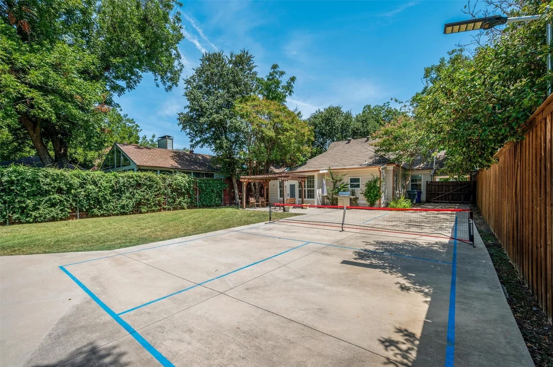 Photo of 5223 Denton Drive