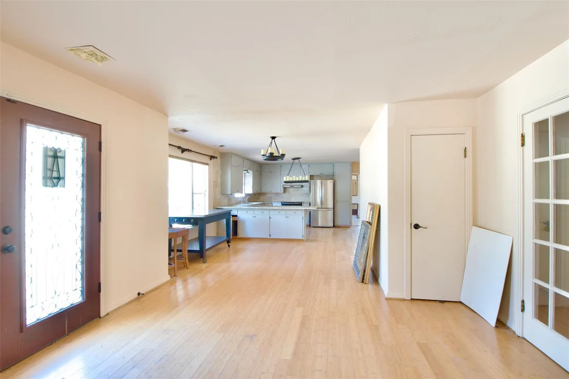 Photo of 819 Pecan Street