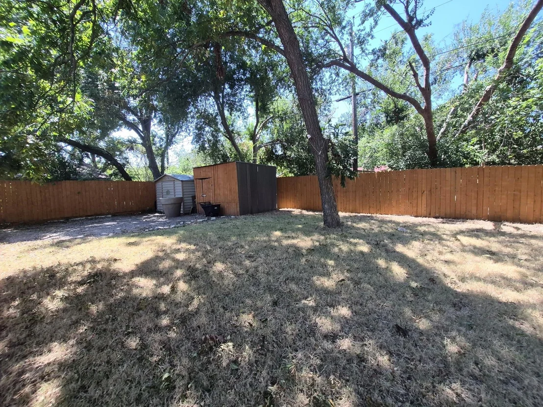 Photo of 2227 Hanover Drive