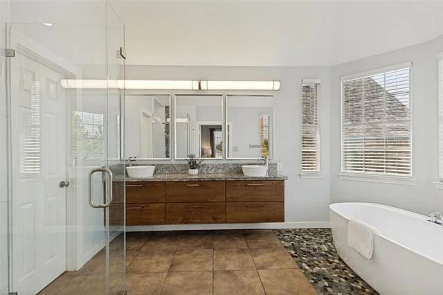 Photo of 5604 Exeter Drive