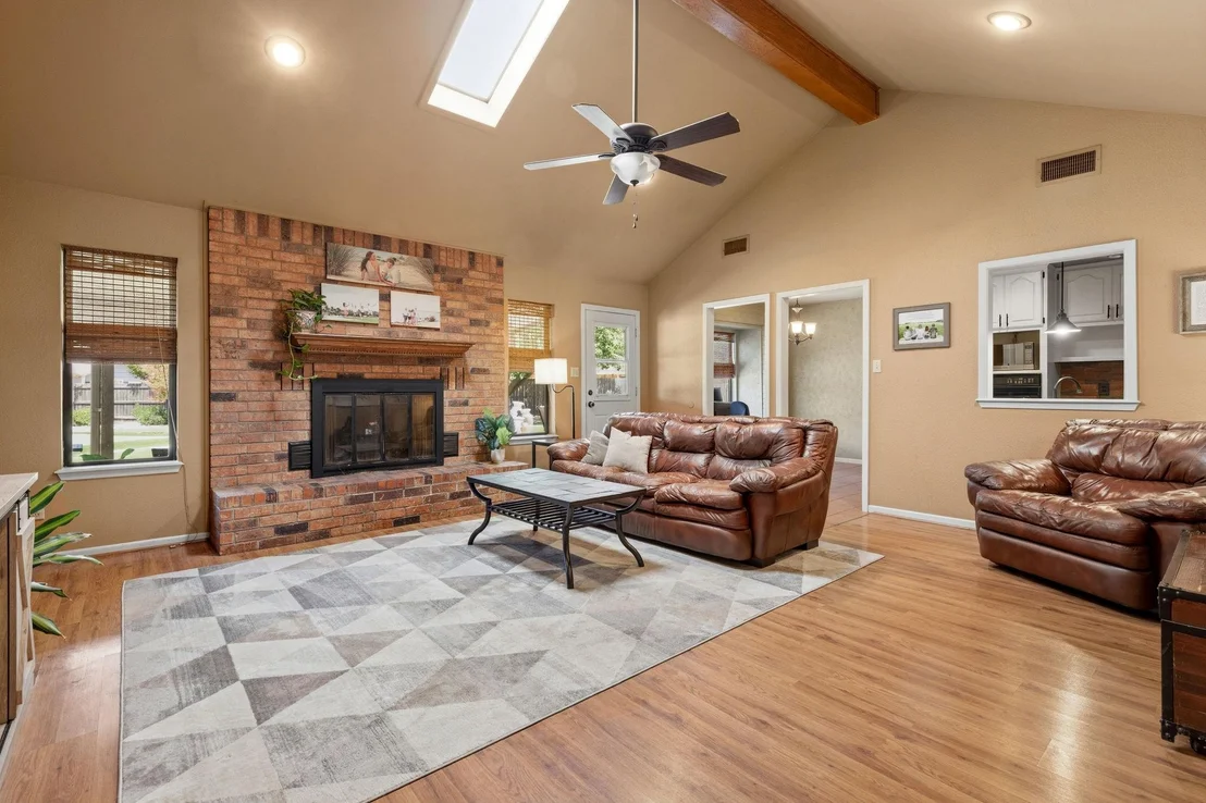 Photo of 2950 Chimney Rock Road