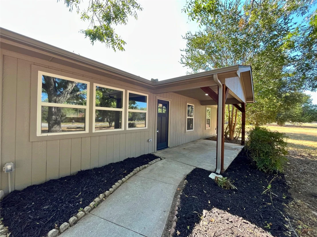 Photo of 221 Mockingbird Meadows