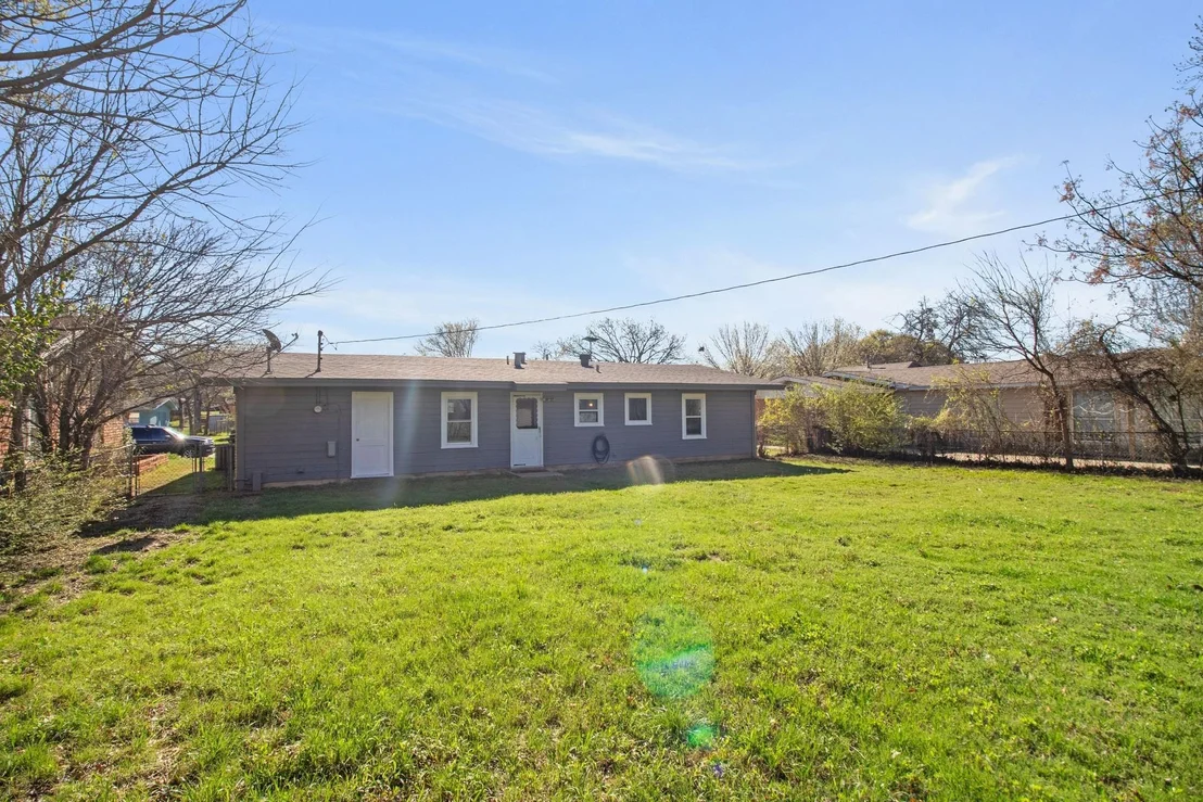 Photo of 1616 Grantland Circle