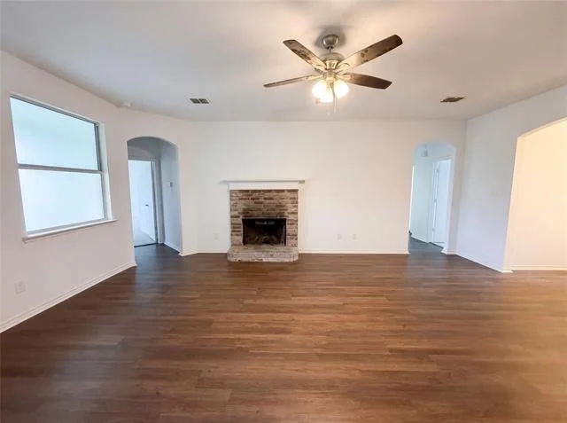 Photo of 1100 Whispering Meadows