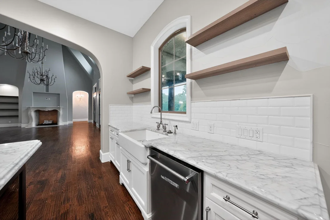 Photo of 230 Oak Tree Drive