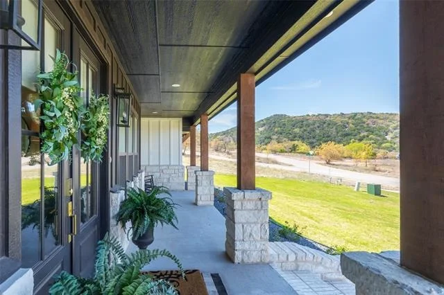Photo of 233 Red Stone Loop