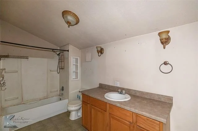 Photo of 141 W 3rd Street