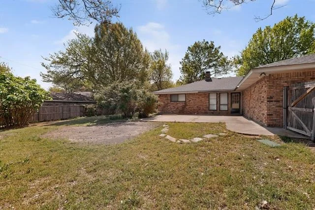 Photo of 213 Gregory Drive