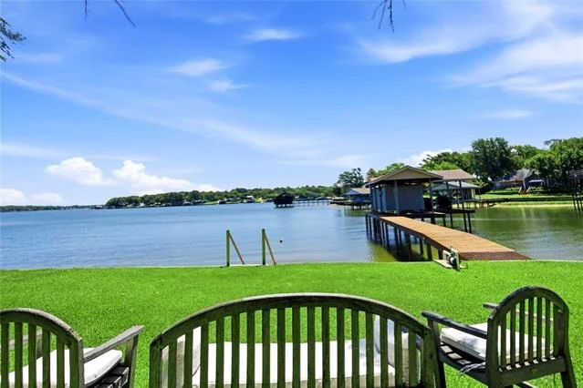 Photo of 104 Doering Bay Circle